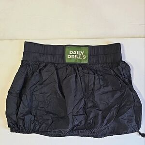 Daily Drills Black Skirt Size XL